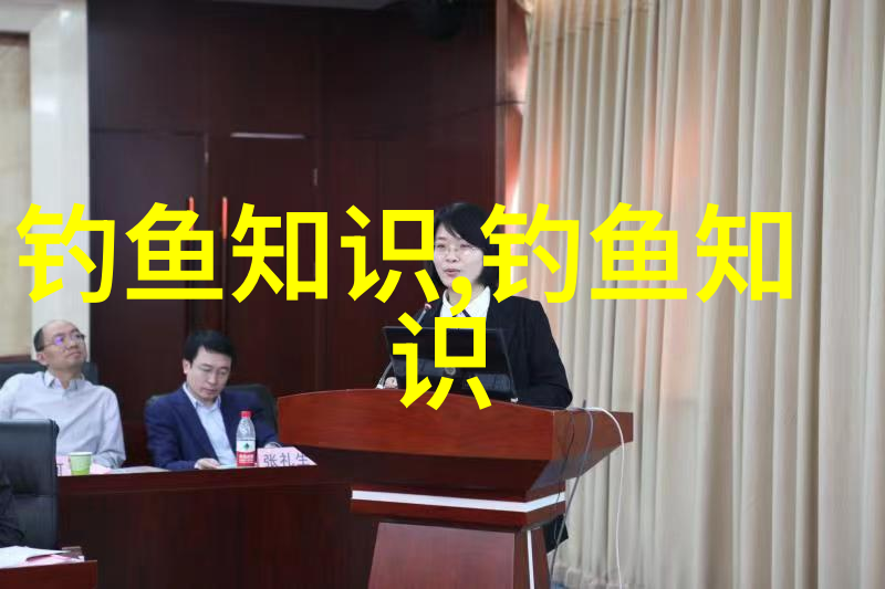 鱼钩违禁男子拿海竿到江里钓鱼被拘拥有最嘴唇的这十位女明星每个都妩媚动人身材惹火